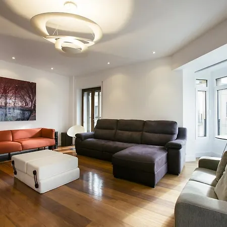 Alderdi Eder By People * San Sebastian