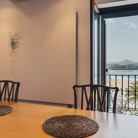 Alderdi Eder By People アパート